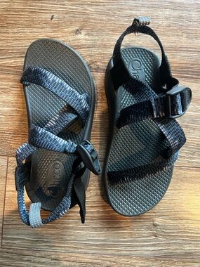 Chaco Kids' Sandal in Black and Gray Woven Straps